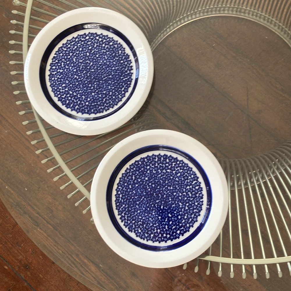 Arabia Finland Faenza Blue set of two plates